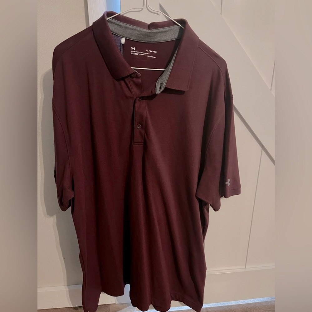 Men’s XL Under Armour polo
